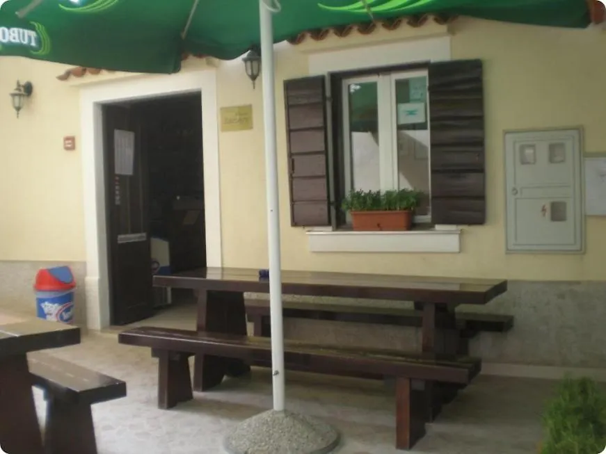 Guest house Room In Susak With Air Conditioning, W-Lan